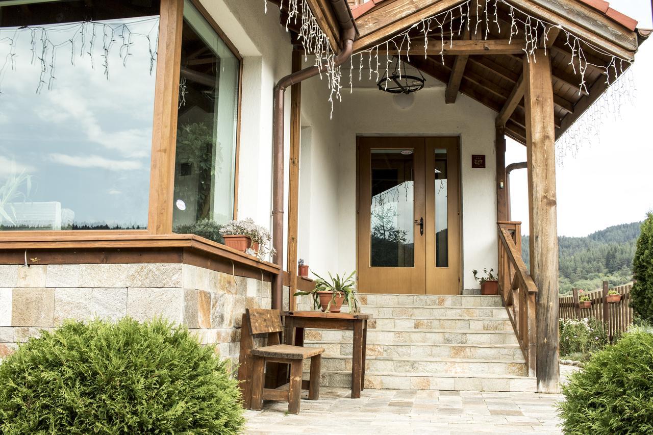 Boutique Hotel The White Pine Samokov Exteriör bild