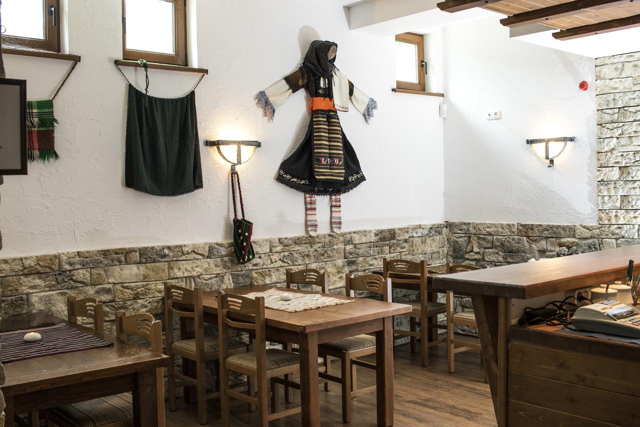 Boutique Hotel The White Pine Samokov Exteriör bild