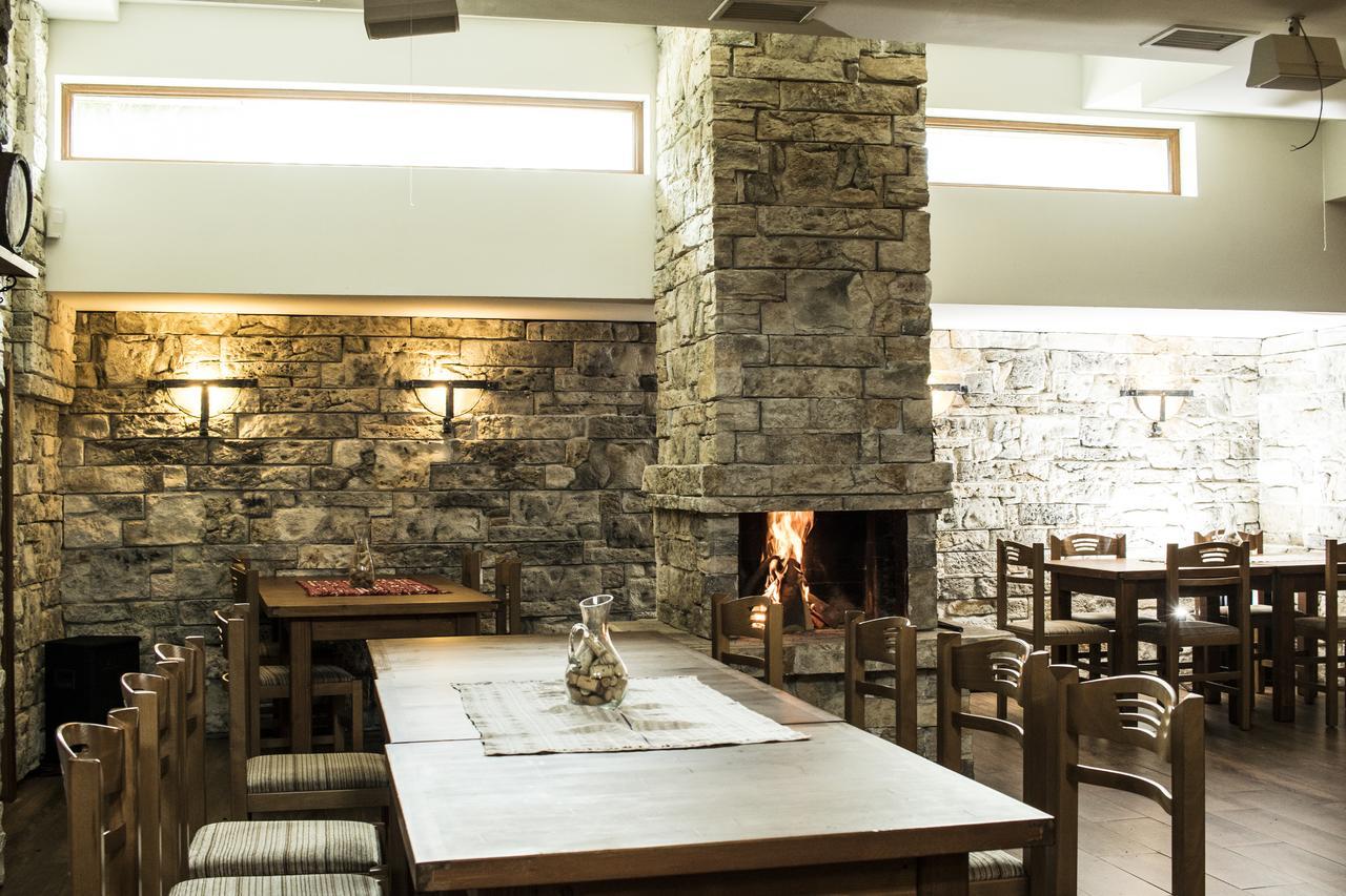 Boutique Hotel The White Pine Samokov Exteriör bild